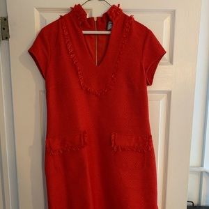 Red shortsleeve dress with gold accents